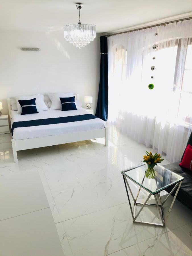 Kaliny Apartamenty Wanny Z Hydromasazem 霍茹夫 外观 照片