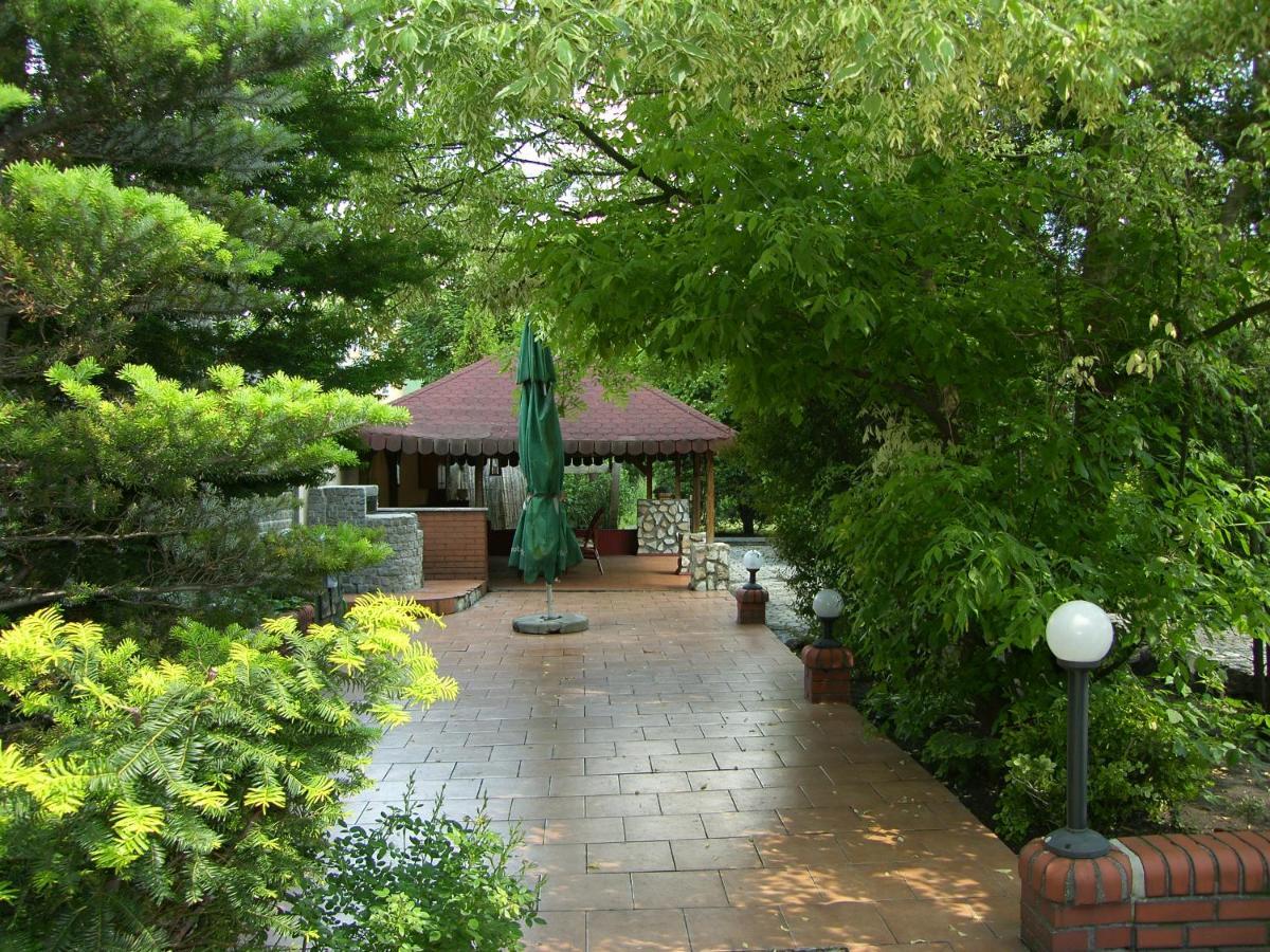Kaliny Apartamenty Wanny Z Hydromasazem 霍茹夫 外观 照片
